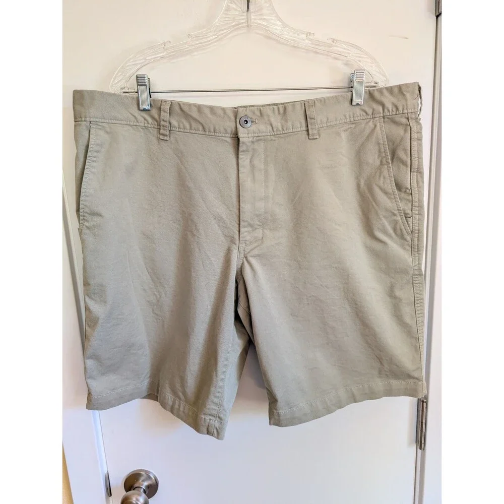 The North Face Khaki Shorts Men's 40 Tan Flat Front Gorpcore Hiking Outdoor Logo